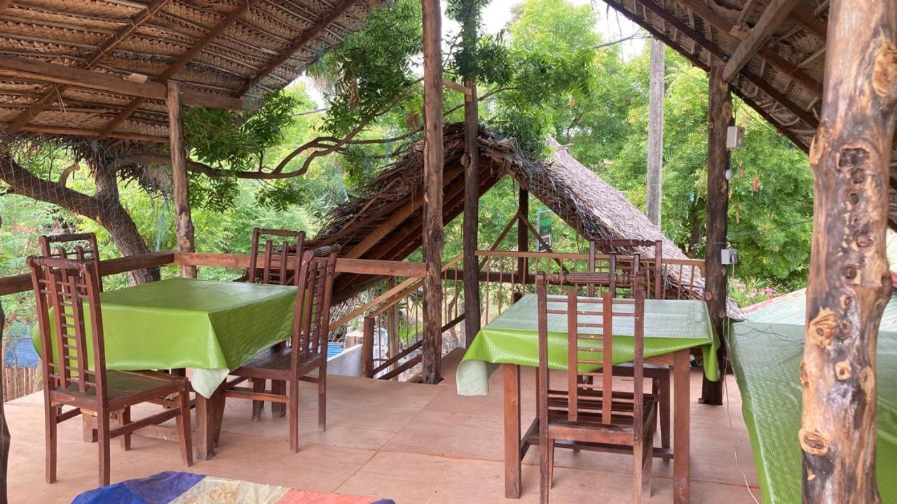 Ceylon Beach Haven Uppuveli Trincomalee Exterior foto
