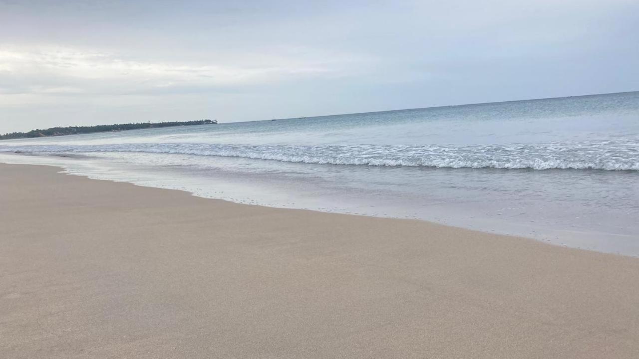 Ceylon Beach Haven Uppuveli Trincomalee Exterior foto